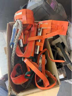 Tree climbing gear