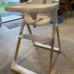 Munchkin Float Baby High Chair