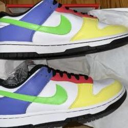 Nike ladies dunks size 7