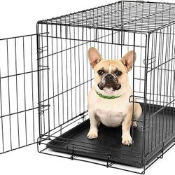 Small Kennel 
Small( Brand New 24″L x 18″W x 21″H | 24″L x 18″W x 19″H