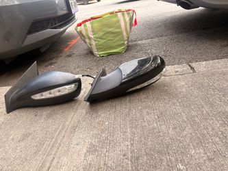 Hyundai Sonata side mirror