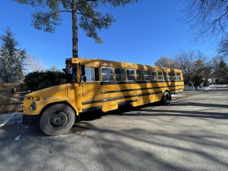 2005 Thomas Gutted School Bus 