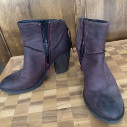 Steve Madden Ankle Boots – Size 7.5 – $30