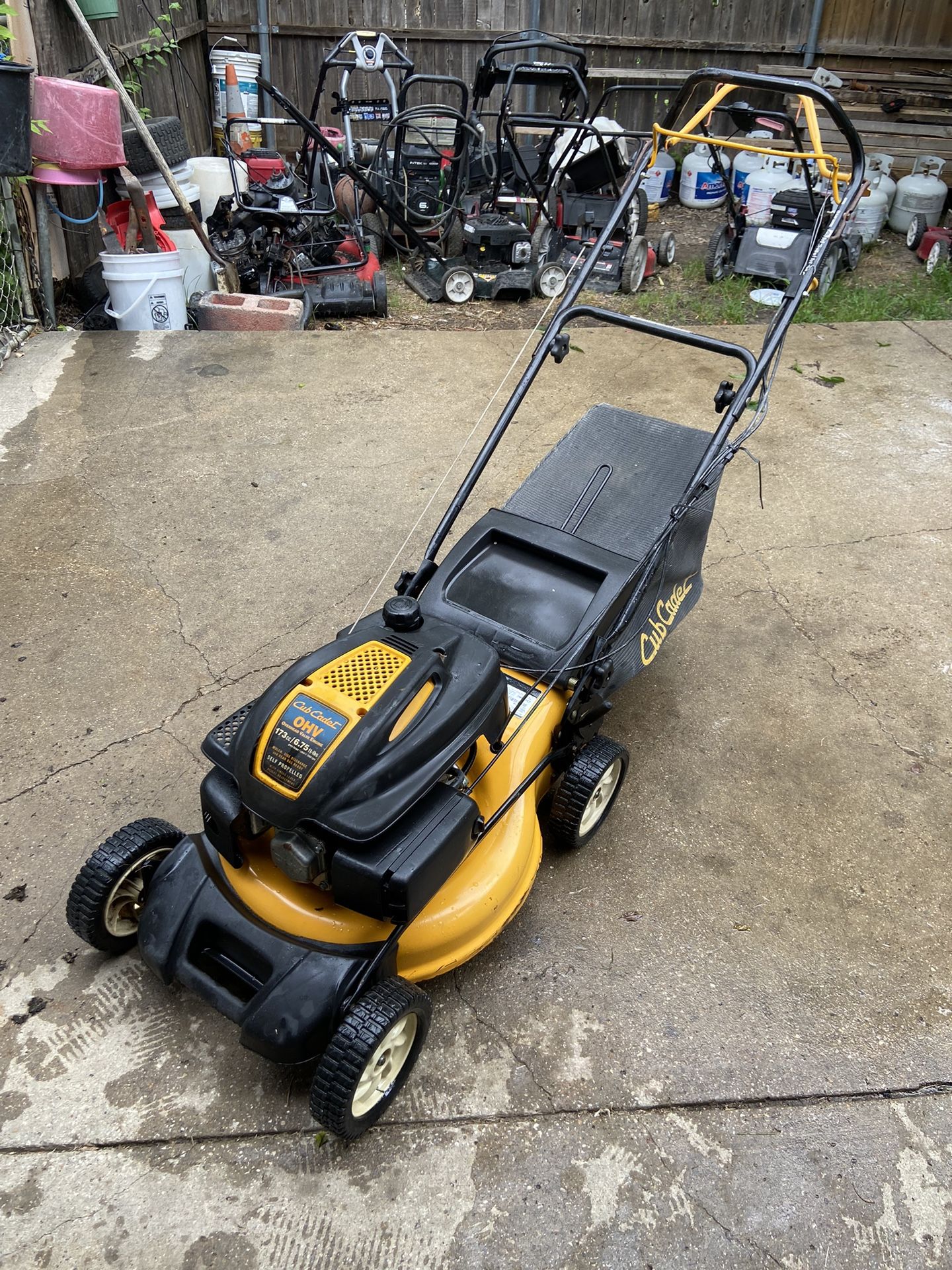 Cub Cadet Lawn Mower