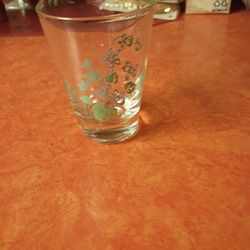 Floral Glass Tumbler Aqua Purple Green firm price $5 bucks pick up only  865 Ellsworth avenue right off of East Livingston avenue Columbus Ohio 43206 