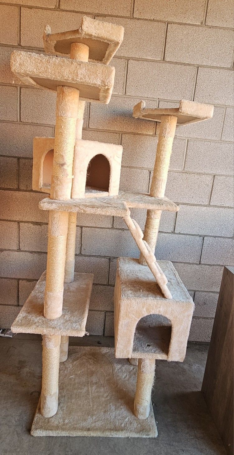 72” Cat Tree! Kitty Play Structure