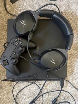 PS4 Slim Bundle with Controller and HyperX Gaming Headset