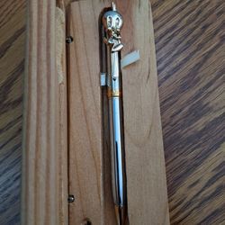 Vintage Tweety Bird Pen With Wood Case