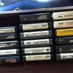8 Tracks Tapes Lot