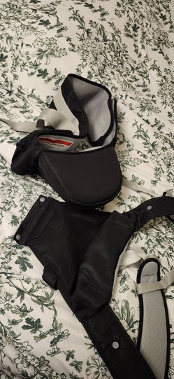 Babbleroo baby/toddler hip carrier