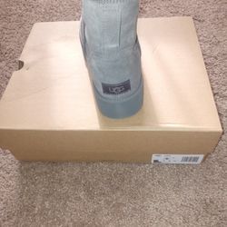 Brand New Pair Of Ugg