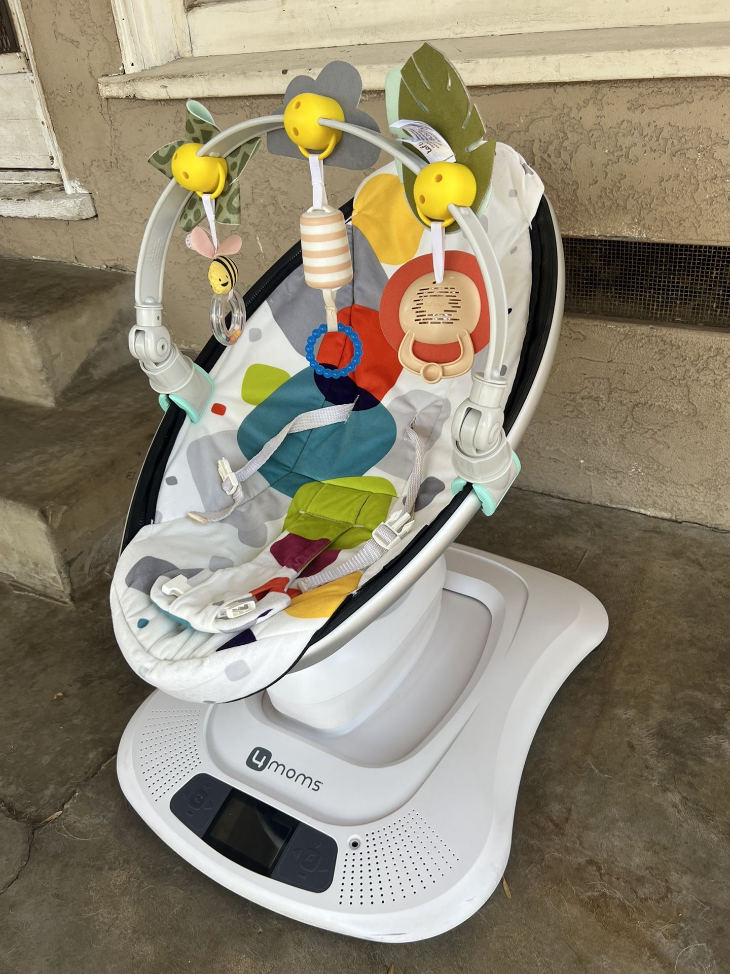 4Moms MamaRoo Swing