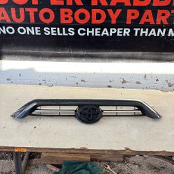 2014 4Runner Upper Grille OEM 2024 