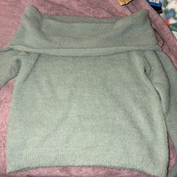 green fuzzy cute shirt wear 