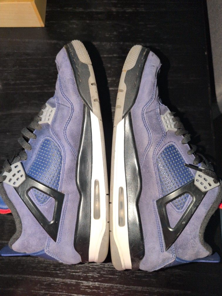 Air Jordan 4 Retro Loyal Blue