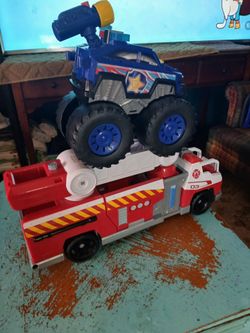 2 paw patrol cars set