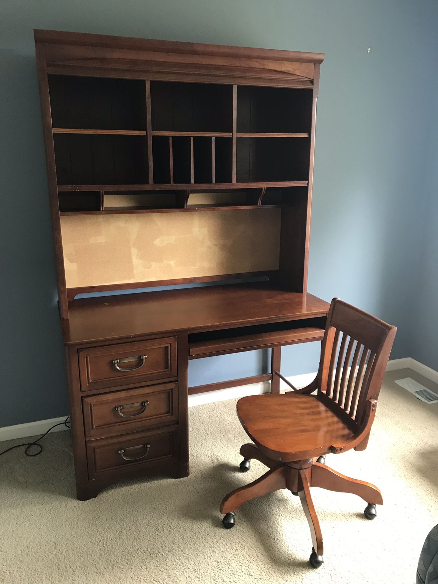 Computer desk, Hutch and matching swivel chair