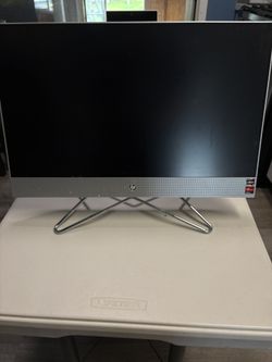 HP - 23.8" Full HD Touch-Screen All-in-One With Ryzen 3