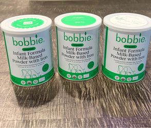 Bobbie Organic Infant Formula milk based powder with iron
