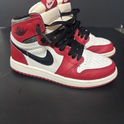 Size 13C  Air Jordan 1 Retro High OG 'Chicago Lost & Found'