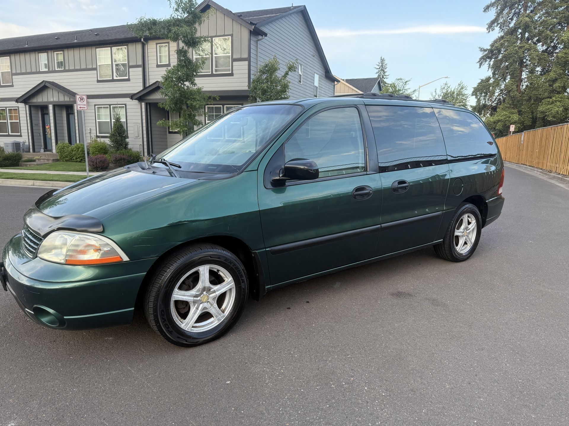 2003 Ford Windstar