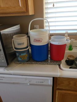 Coleman Jugs & a Rubbermaid 