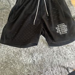 Eric Emanuel EE Basic Short (SS22) Black/White