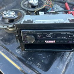 Jvc Bluetooth car stereo 6.5 door speakers 