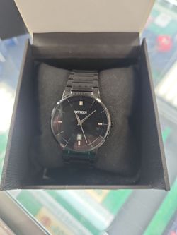 Citizen watch n