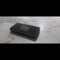 MiFi M2000 InseeGo 5G Mobile Router/HotSpot