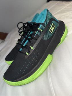 Curry 3Zero III Under Armour Black Green Size 7 Y Stephen Curry