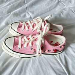 Limited Edition Pink Converse with 3D Roses!