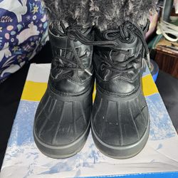 Snow Boots/ Botas Para La Nieve