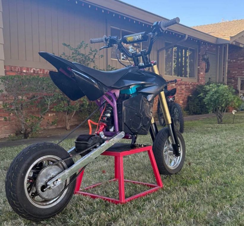 Fully Built Razor Fully Built Mx650 Razor for Sale in Modesto, CA - OfferUp