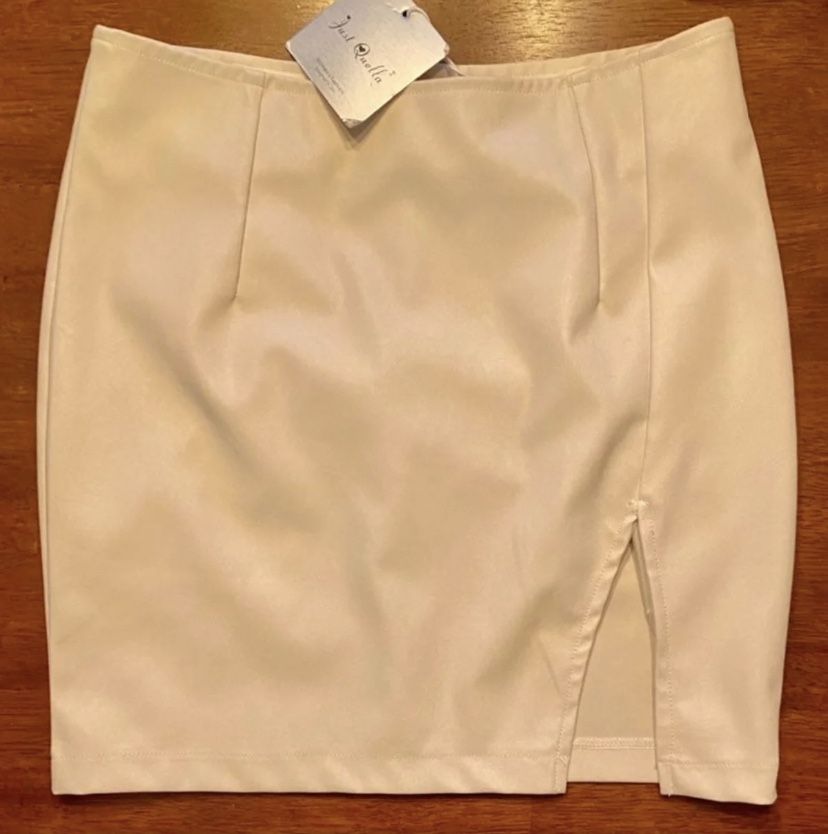 Cream Vegan Leather Mini Skirt 8/10