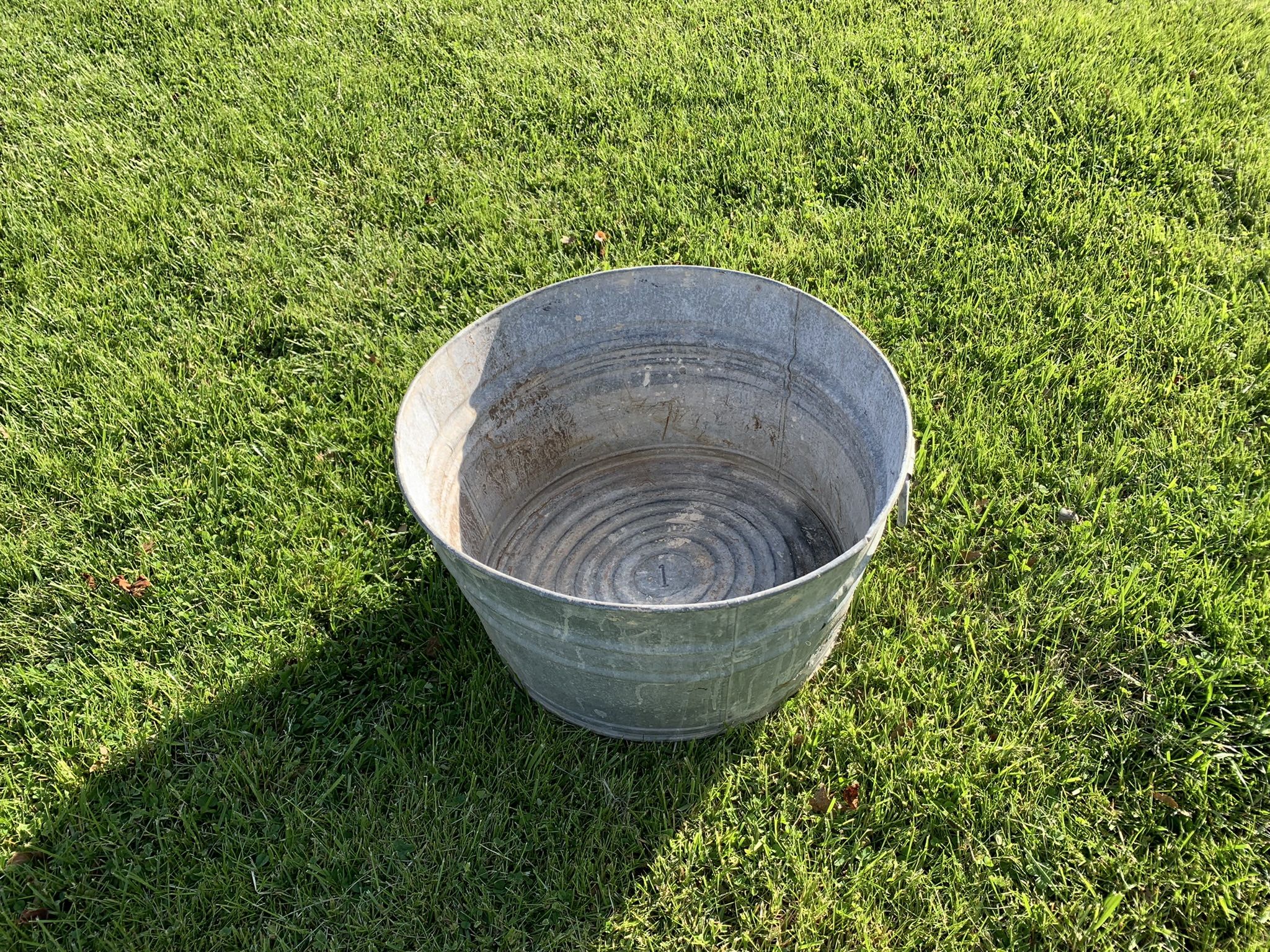 Metal Wash Tub