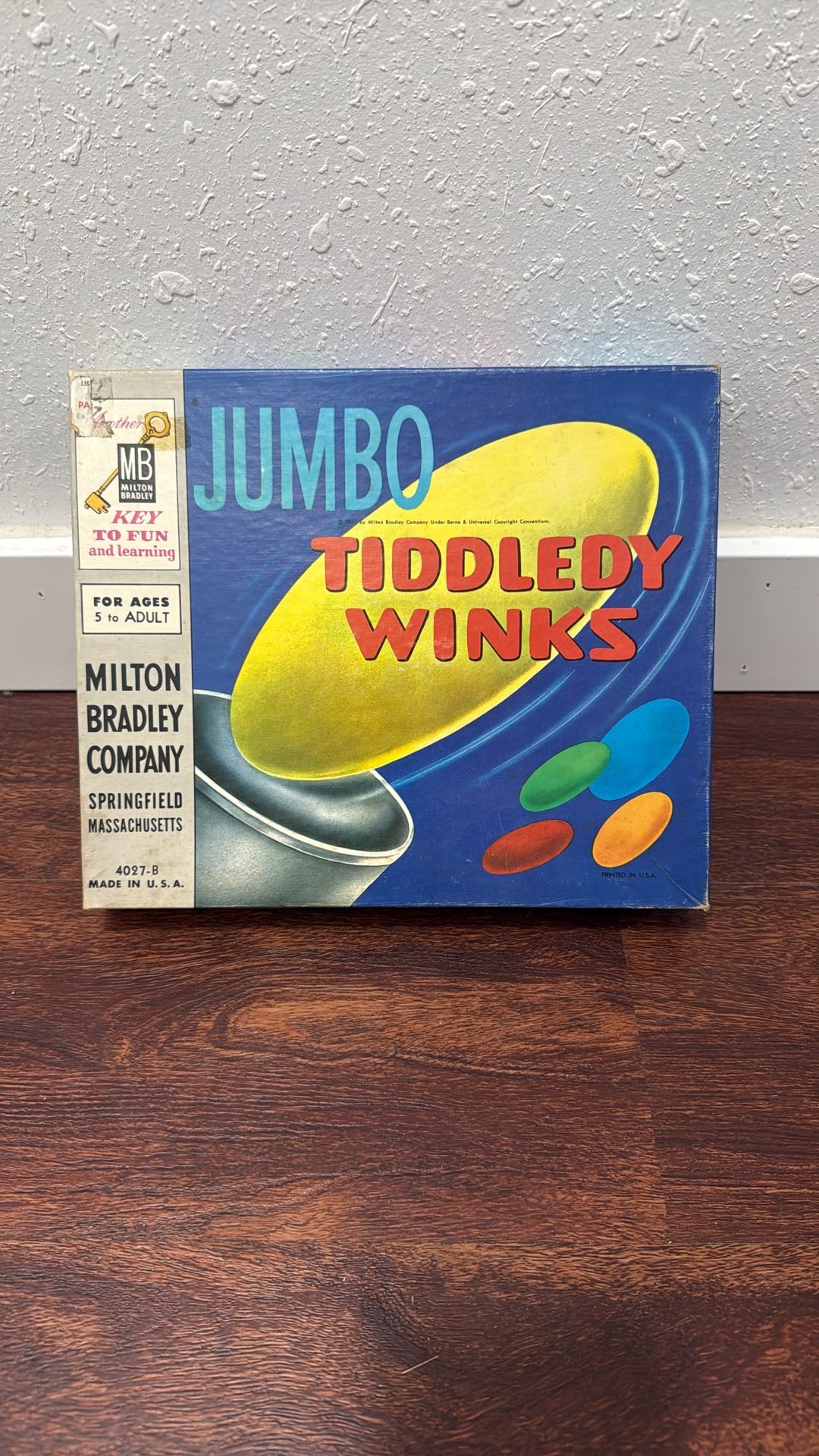 Vintage Jumbo Tiddledy Winks Board Game