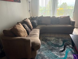 Sectional couch