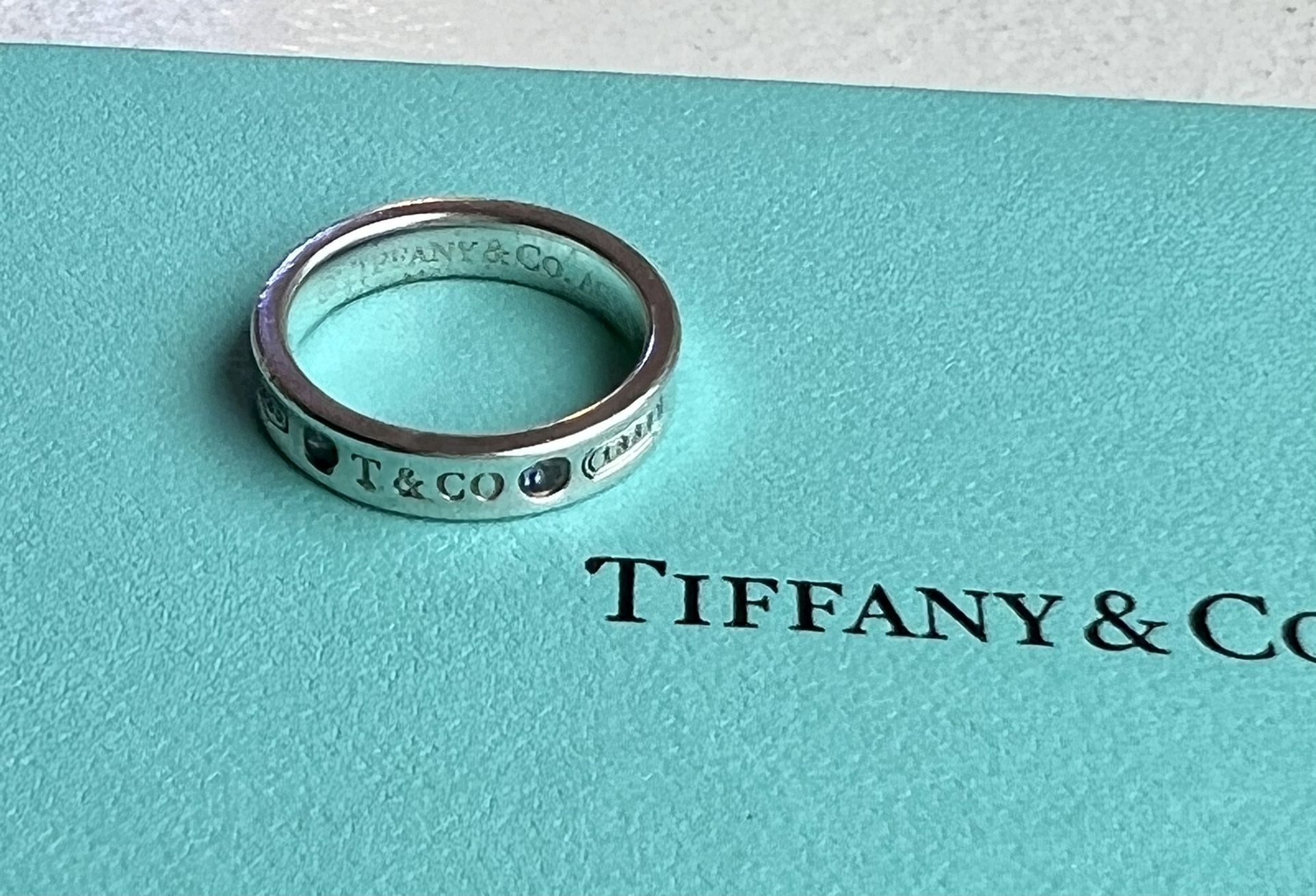 Tiffany 1837® Ring in Silver with Sapphires, Narrow Size 5.5