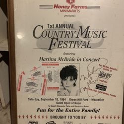 Martina McBride Singed Autograph 