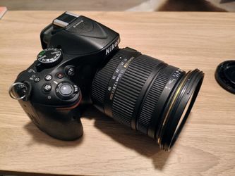 Nikon D5200 with Sigma 17-50 2.8