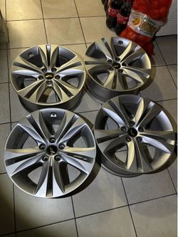 18” Rims For Sale Quantity Of Four With Center Caps Booth Pattern 5.11.4.3