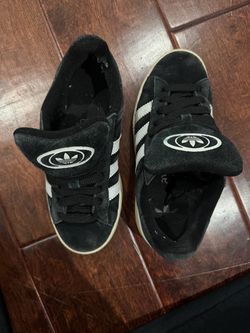 Black adidas campus’s
