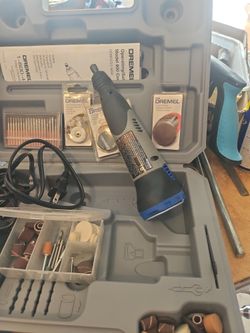 Dremel 800, Cordless, Variable Speeds With  Diamond Tip Set, Many Attachments,  Main Thing Is That The Battery Charge And Charger Are Perfect, E MESA 