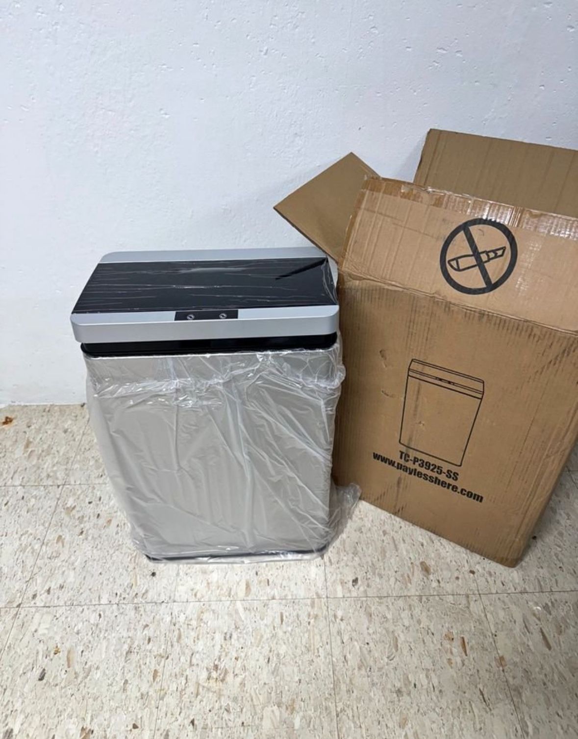 Automatic 13 Gallon Trash Can