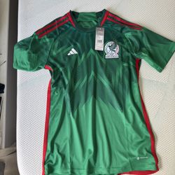Mexico SLIM Fit Jersey Large New With Tags
