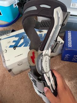 Donjoy Left Knee Brace