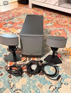 Bose Companion 5 Multimedia Speaker System – Excellent Condition