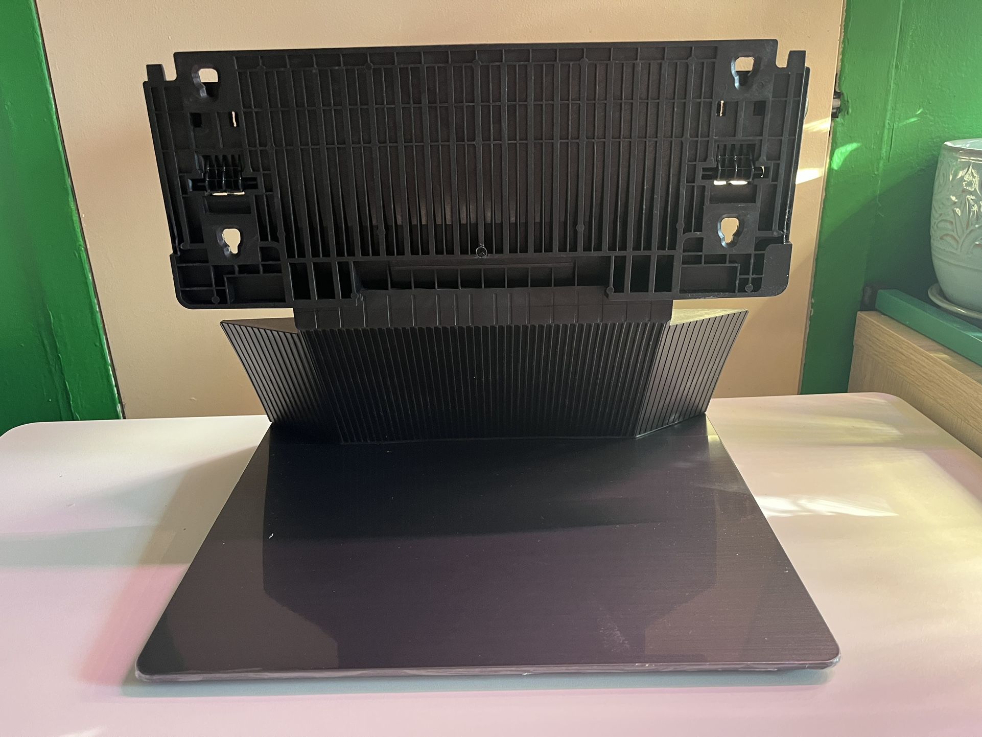 Samsung BN96-55186B TV Stand & Cover Neck BN96-55182A for QN65S95BAFXZA