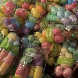 1000 Easter Eggs New